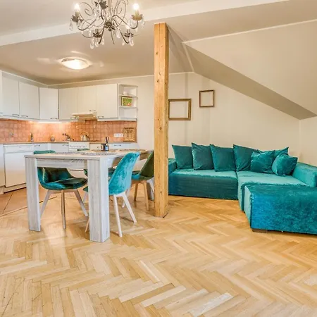 Apartamento Historic At Old Town *