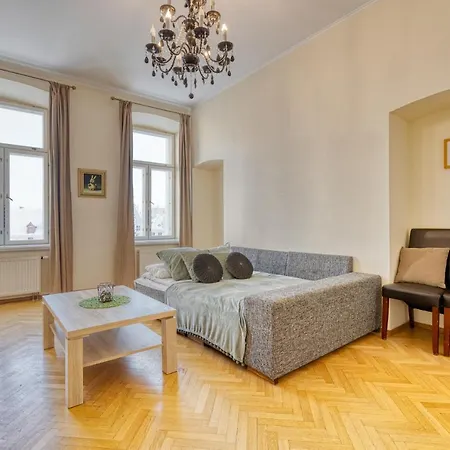 Historic At Old Town * טאלין