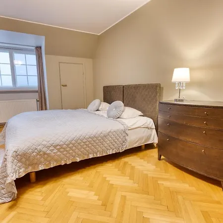 Historic At Old Town דירה טאלין