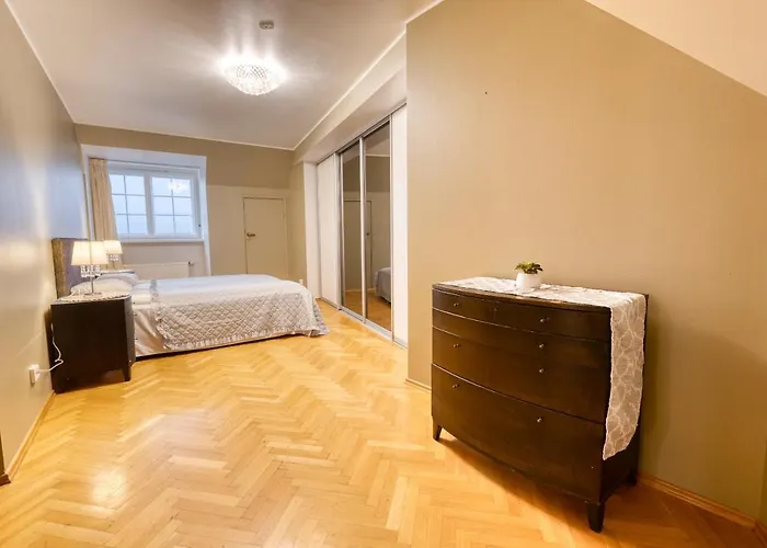 Historic At Old Town * Talin