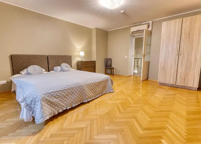 Historic At Old Town *