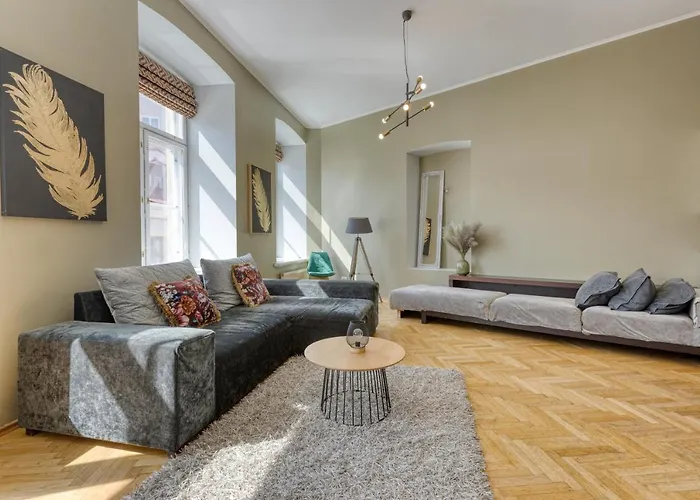 Historic At Old Town